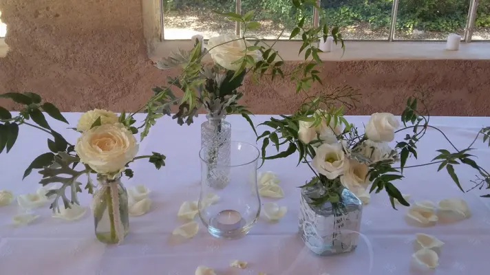 Floral Delight - Table