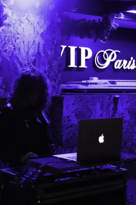 The VIP Paris Yacht Hotel - Company evening