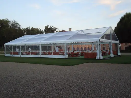 Langlois Réceptions - Large gamme de tentes et chapiteaux