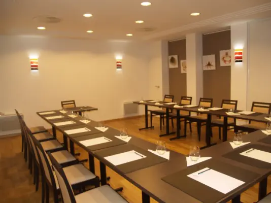 Restaurant Clemence - Salle de réunion