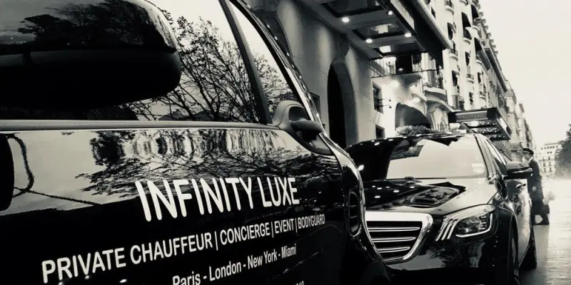 Infinity Luxe Chauffeur - Véhicules privés