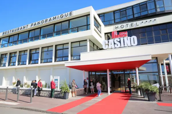 Grand Hotel Casino von Dieppe - Außenansicht
