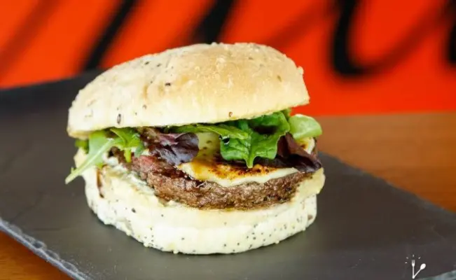 Tonton Burger et Lulu Farfalle - Burger