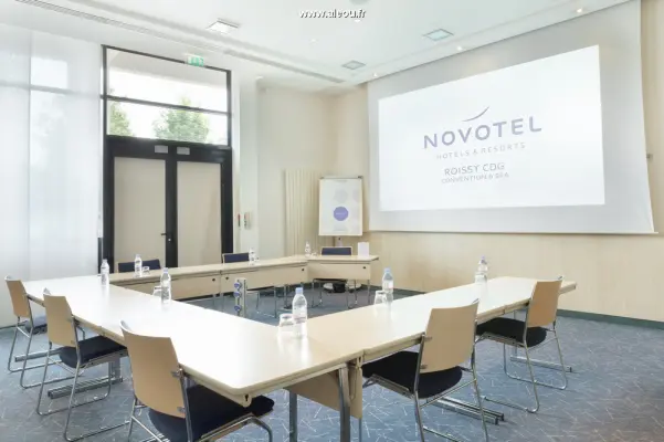 Novotel Paris Roissy CDG Convention - U-shaped room