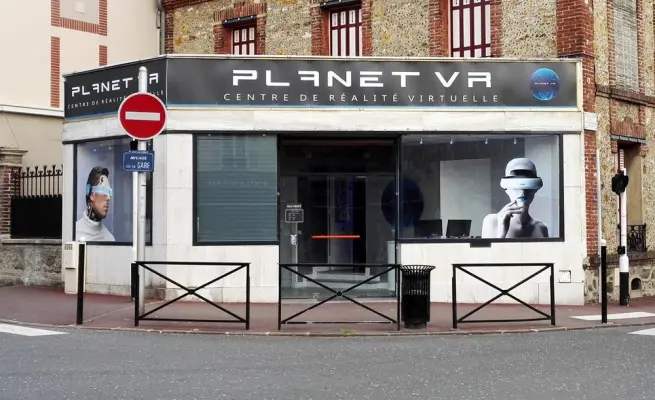 Planet VR - Extérieur