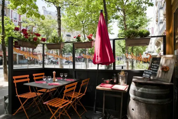Les Fondus de la Raclette Montparnasse - Terrasse
