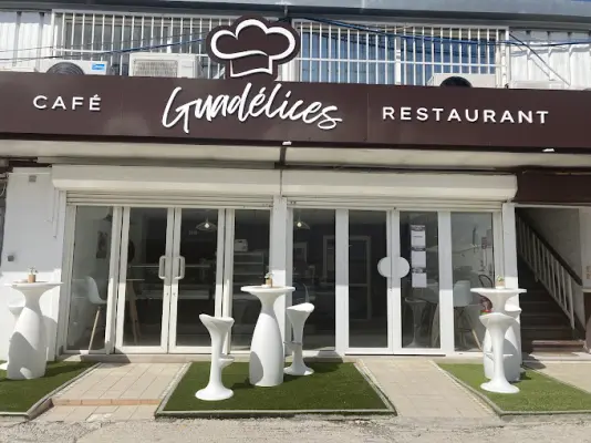 Guadélices Café-Restaurant - Seminarort in BAIE-MAHAULT (971)