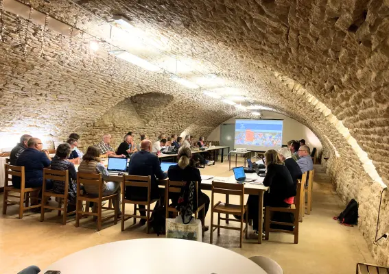 Lab'EcoSo au Château de Montlaville - La cave voutée