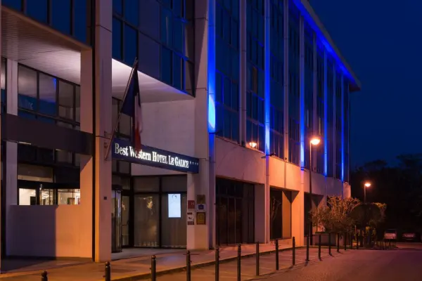 Best Western Le Galice Aix Centre-Ville - Entrée de l'hôtel