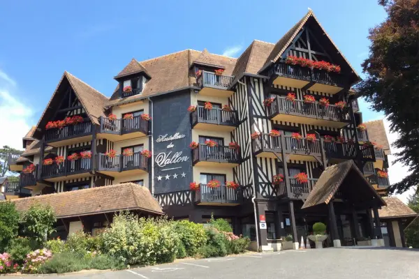 Best Western Hotellerie Du Vallon - Façade