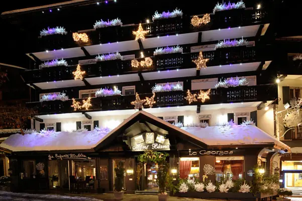 Hotel Mont-Blanc / Sibuet Hotels Et Spa - Façade