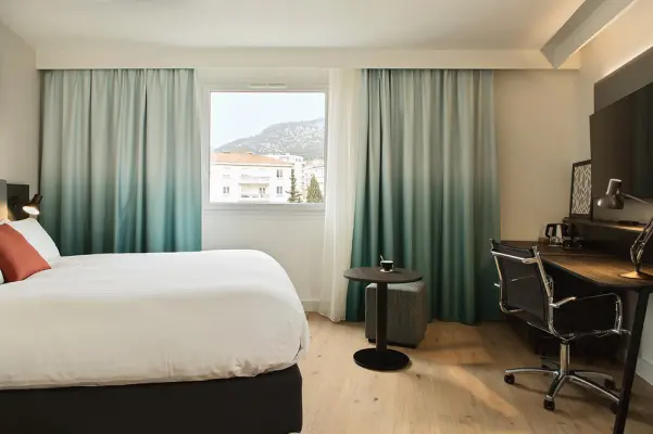 Holiday Inn Toulon City Centre - 