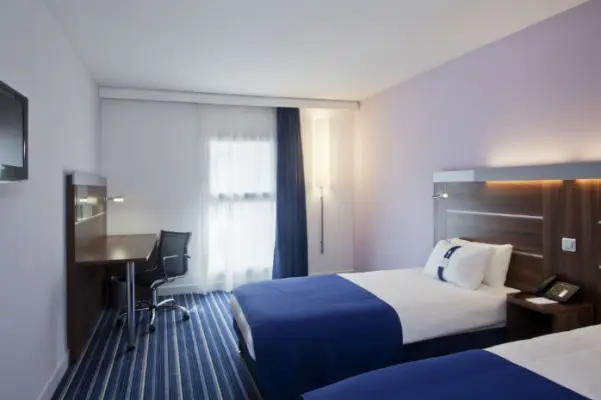 Holiday Inn Express Marseille St Charles - chambre standard