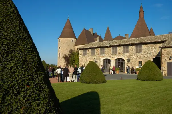 Castillo de Corcelles - Lugar del seminario en Corcelles-en-Beaujolais (69)