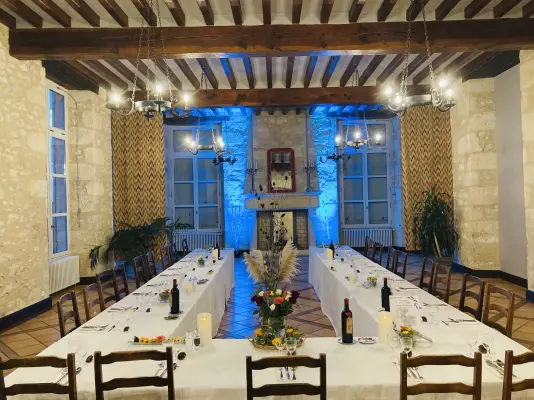 Chateau de Mons en Armagnac - Chateau_salle à manger