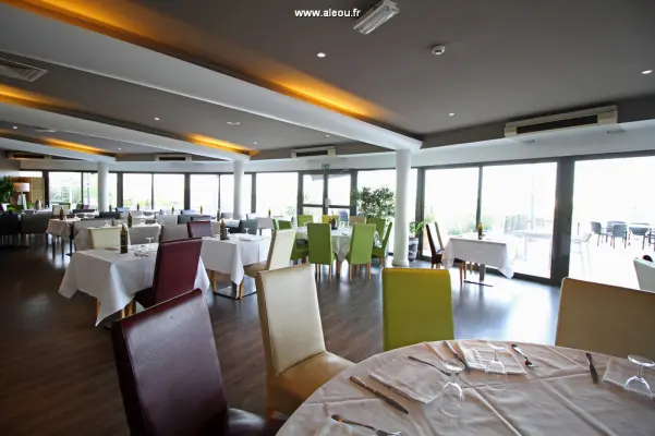 Hotel Golf Fontcaude - Restaurant la Garrigue, Kapazität 150 Personen