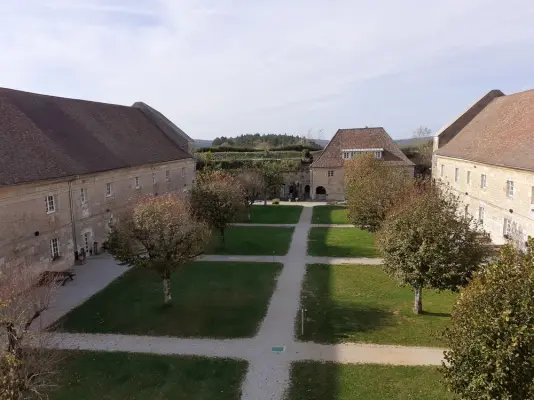 Fort Saint-André - Cour intérieure
