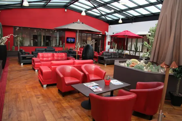 Zenia Hotel and Spa – Restaurant unter der Veranda